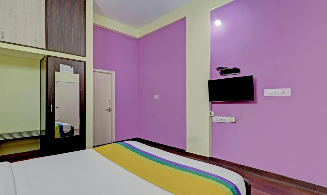 Guru Comforts Bangalore Exterior photo
